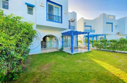 Twin House - 3 Bedrooms - 2 Bathrooms for rent in Mountain View - Ras Al Hekma - North Coast