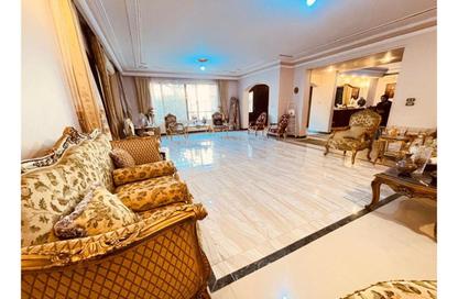 Villa - 7+ Bedrooms - 6 Bathrooms for sale in District 5 - 5th Settlement Compounds - The 5th Settlement - New Cairo City - Cairo Villa - 7+ Bedrooms - 6 Bathrooms for sale in District 5 - 5th Settlement Compounds - The 5th Settlement - New Cairo City - Cairo