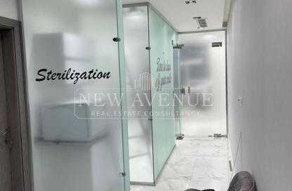 Clinic - Studio - 2 Bathrooms for rent in Trivium Business Complex - North Teseen St. - The 5th Settlement - New Cairo City - Cairo