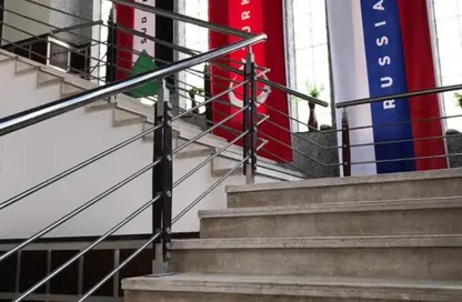 مساحات مكتبية - 7 غرف نوم - 4 حمامات للايجار في شارع فريد سميكه - ميدان الحجاز - النزهة - القاهرة