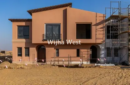 Townhouse - 3 Bedrooms - 3 Bathrooms for sale in Village West - Sheikh Zayed Compounds - Sheikh Zayed City - Giza