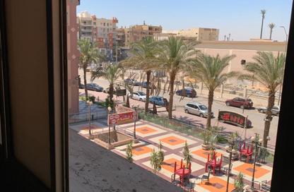 مساحات مكتبية - استوديو - 5 حمامات للبيع في رويال فالي - محور 26 يوليو - مدينة 6 أكتوبر - الجيزة
