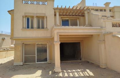 Villa - 4 Bedrooms - 3 Bathrooms for sale in Meadows Park - Sheikh Zayed Compounds - Sheikh Zayed City - Giza