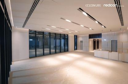 Office Space - Studio - 2 Bathrooms for sale in Golden Gate - South Teseen St. - The 5th Settlement - New Cairo City - Cairo Office Space - Studio - 2 Bathrooms for sale in Golden Gate - South Teseen St. - The 5th Settlement - New Cairo City - Cairo