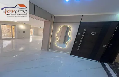 شقة - 3 غرف نوم - 3 حمامات للبيع في B2 - مدينتي - القاهرة