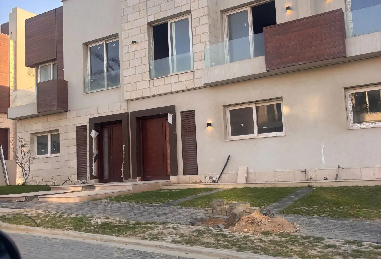 114082694 - Property Main Image