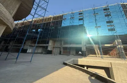 Shop - Studio - 1 Bathroom for sale in 1O1 Mall - Sheikh Zayed City - Giza