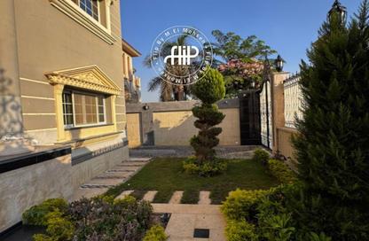 Villa - 6 Bedrooms - 5 Bathrooms for sale in Royal City - Sheikh Zayed Compounds - Sheikh Zayed City - Giza