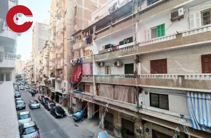 شقة - 3 غرف نوم - 4 حمامات للبيع في شارع ابو قير - سبورتنج - حي شرق - الاسكندرية