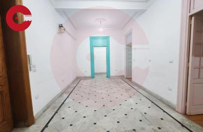 Apartment - 3 Bedrooms - 4 Bathrooms for sale in Abo Qir St. - Sporting - Hay Sharq - Alexandria