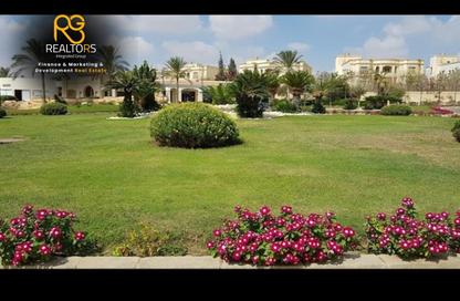فيلا - 4 غرف نوم - 3 حمامات للبيع في الروضة - طريق الواحات - مدينة 6 أكتوبر - الجيزة