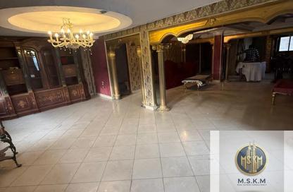 Duplex - 3 Bedrooms - 2 Bathrooms for rent in Al Kasr Al Ainy St. - Abdeen - Cairo