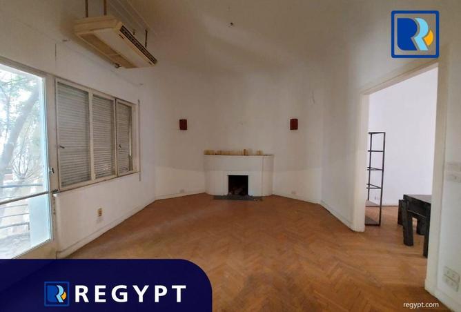 8610312 - Property Image 2