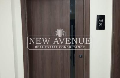 Office Space - 2 Bedrooms - 2 Bathrooms for sale in RI8 New Capital - New Capital Compounds - New Capital City - Cairo