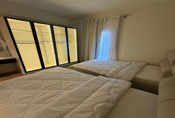 87512605 - Property Image 2