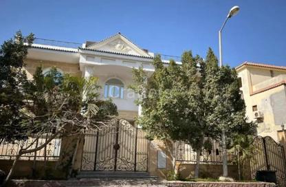 Villa - 5 Bedrooms - 6 Bathrooms for sale in Green 3 - 2nd District - Sheikh Zayed City - Giza