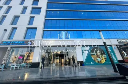 Office Space - 3 Bedrooms - 1 Bathroom for sale in Trivium Square - North Teseen St. - The 5th Settlement - New Cairo City - Cairo