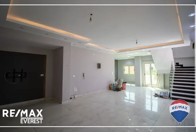 111625425 - Property Image 3