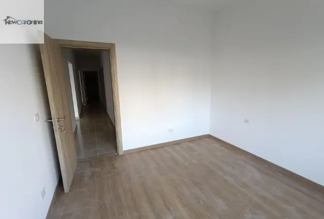 93821511 - Property Image 2