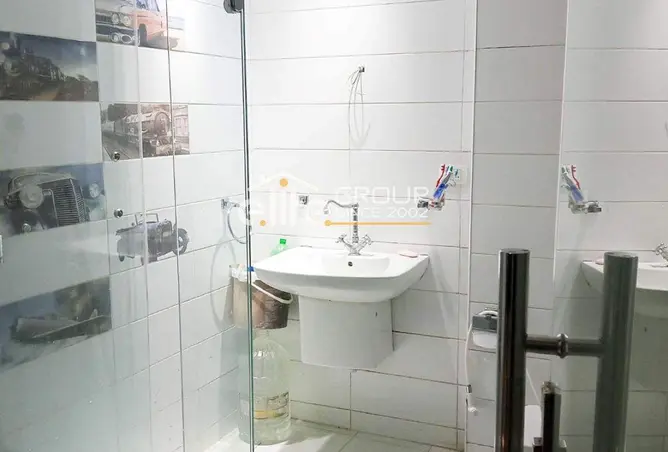121658309 - Property Image 2