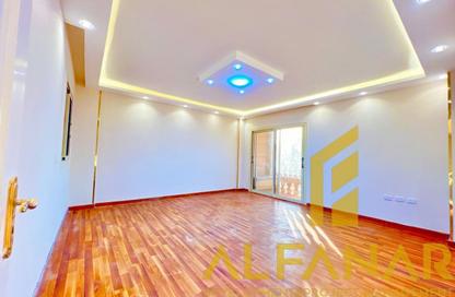 Apartment - 3 Bedrooms - 2 Bathrooms for sale in V90 - North Teseen St. - The 5th Settlement - New Cairo City - Cairo