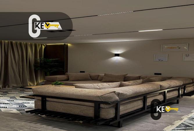 8618477 - Property Image 2