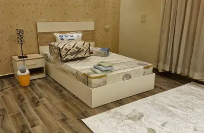 Apartment - 3 Bedrooms - 2 Bathrooms for rent in South Lotus - El Lotus - New Cairo City - Cairo