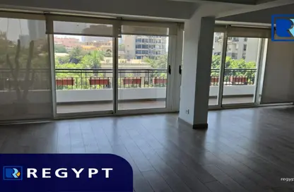مساحات مكتبية - 3 غرف نوم - 2 حمامات للبيع في شارع ابن زنكي - الزمالك - القاهرة