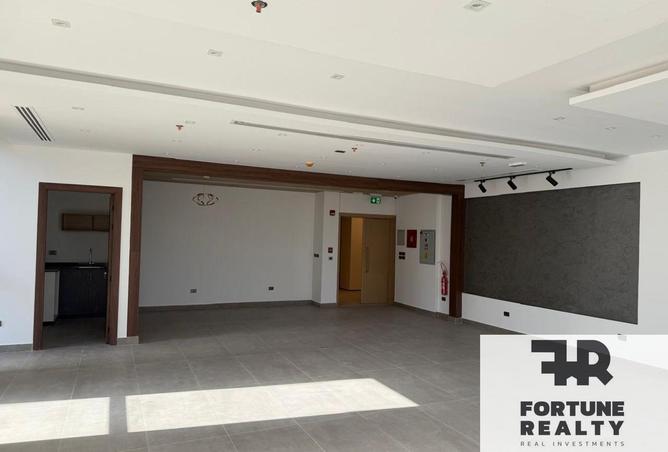 100371360 - Property Image 3