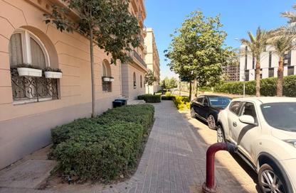 Apartment - 2 Bedrooms - 2 Bathrooms for sale in Hyde Park - New Cairo City - Cairo