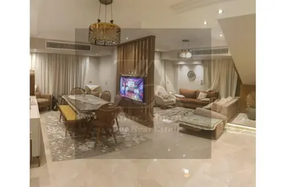 Penthouse - 3 Bedrooms - 3 Bathrooms for rent in Stone Residence - 5th Settlement Compounds - The 5th Settlement - New Cairo City - Cairo