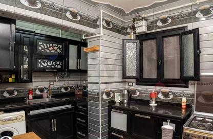 Apartment - 4 Bedrooms - 2 Bathrooms for sale in Fleming - Hay Sharq - Alexandria