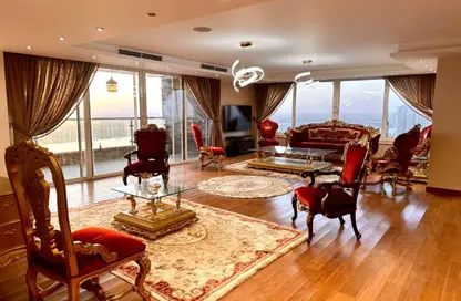 Apartment - 4 Bedrooms - 3 Bathrooms for sale in Cornish El Nile St. - Maadi - Hay El Maadi - Cairo