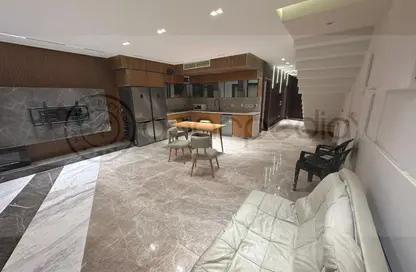 Townhouse - 4 Bedrooms - 4 Bathrooms for sale in Centerville - Hyde Park - New Cairo City - Cairo