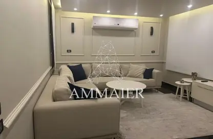 Penthouse - 4 Bedrooms - 3 Bathrooms for sale in Westown - Sheikh Zayed Compounds - Sheikh Zayed City - Giza