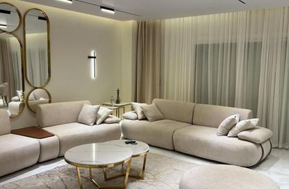 Villa - 4 Bedrooms - 4 Bathrooms for rent in Cluster 3 - Hyde Park - New Cairo City - Cairo