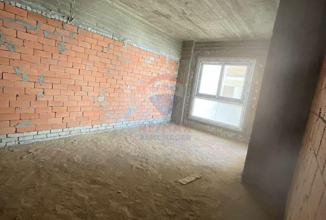 8667813 - Property Image 2