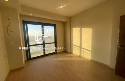 Apartment - 3 Bedrooms - 2 Bathrooms for sale in El Patio Oro - 5th Settlement Compounds - The 5th Settlement - New Cairo City - Cairo