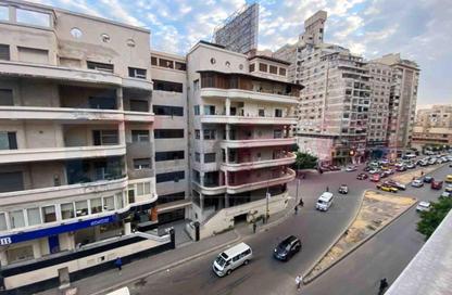 شقة - 3 غرف نوم - 2 حمامات للبيع في طريق ابو قير - رشدي - حي شرق - الاسكندرية