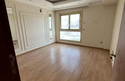 Apartment - 2 - 2 for sale in Mountain View iCity - 5th Settlement Compounds - The 5th Settlement - New Cairo City - Cairo