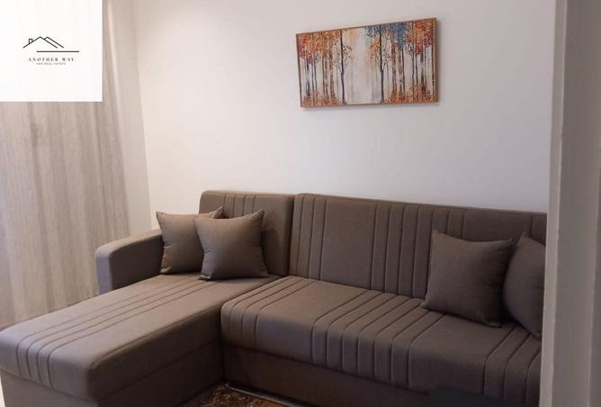 74304008 - Property Image 3