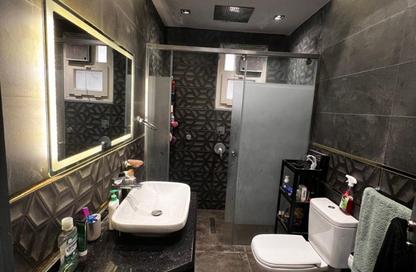 Apartment - 2 Bedrooms - 3 Bathrooms for rent in Al Narges 2 - Al Narges - New Cairo City - Cairo