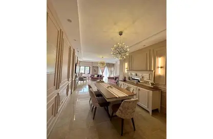 Apartment - 3 Bedrooms - 2 Bathrooms for sale in Moon Residences - Fifth Square - The 5th Settlement - New Cairo City - Cairo