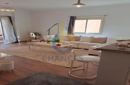 Apartment - 2 Bedrooms - 1 Bathroom for sale in Al Gezira St. - South Investors Area - New Cairo City - Cairo