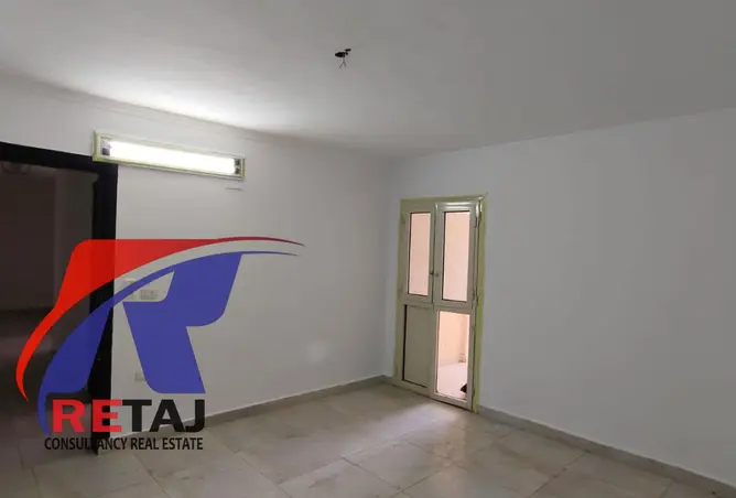 98825884 - Property Image 3