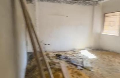 Apartment - 3 Bedrooms - 2 Bathrooms for sale in Al Gezira St. - South Investors Area - New Cairo City - Cairo