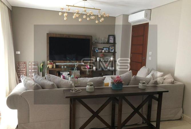 8643811 - Property Image 2