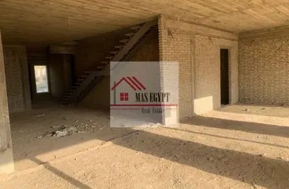 تاون هاوس - 6 غرف نوم - 6 حمامات للبيع في مدينة 6 أكتوبر - الجيزة