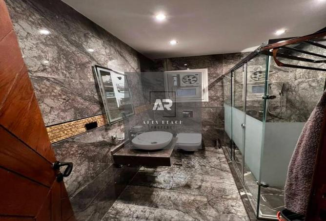102074232 - Property Image 2