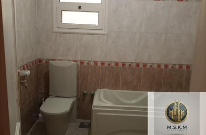 شقة - 4 - 3 للإيجار في غرب الجولف - كمبوندات القطامية - القطامية - مدينة القاهرة الجديدة - القاهرة